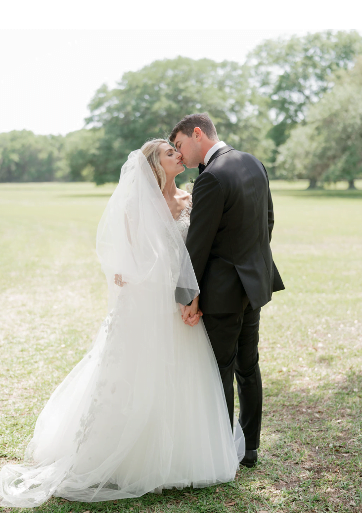 #BRIDEOFTHEWEEK: Litsa Barnes - Mira Zwillinger