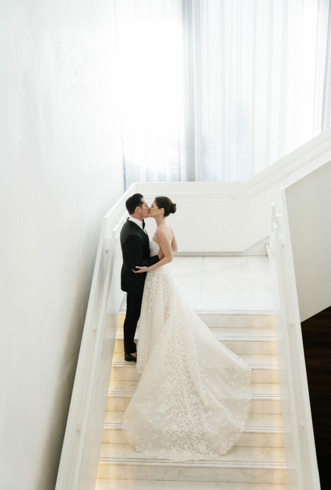 Lauren Perlmutter in Karla gown and matching veil